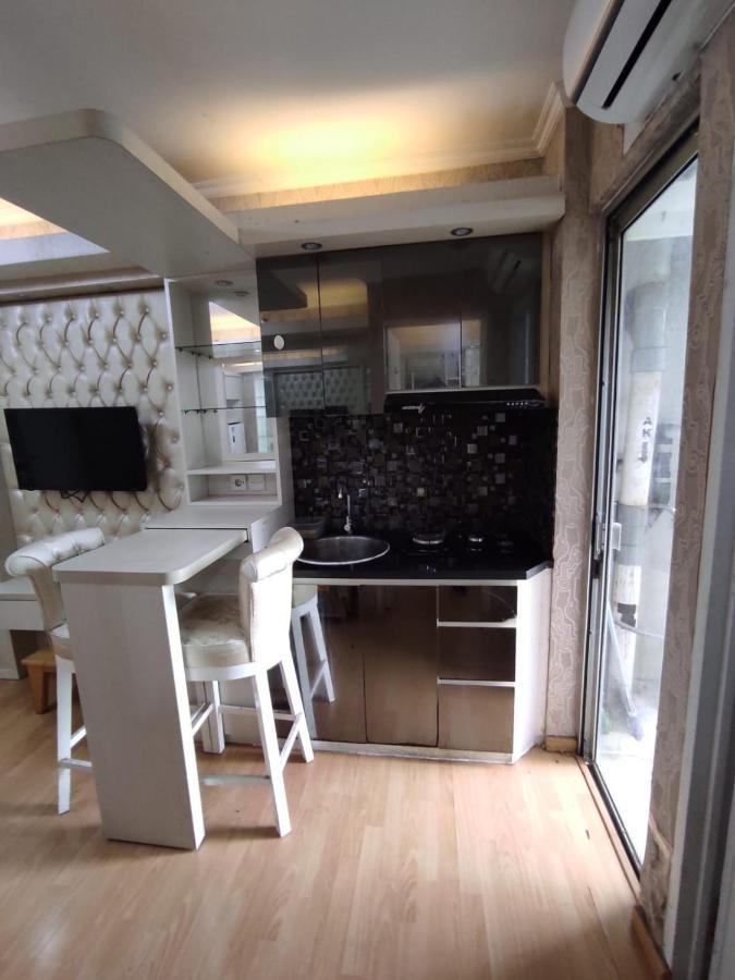 Apartemen Bassura City By Maezura Property Jakarta Exterior photo