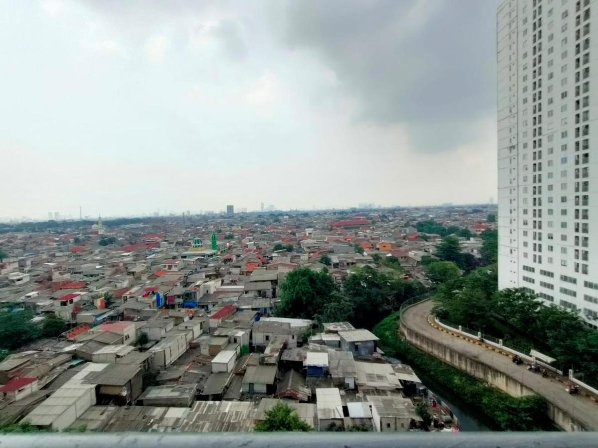 Apartemen Bassura City By Maezura Property Jakarta Exterior photo